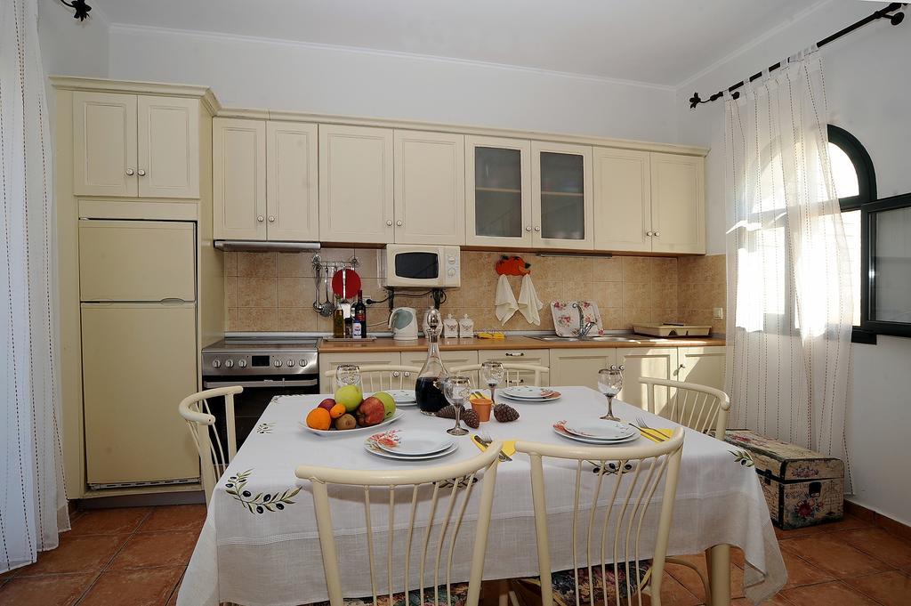 Stalakton Country Maisonettes Halikounas ห้อง รูปภาพ